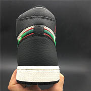 Air Jordan 1 Retro High OG Sports Illustrated 555088 015 - 6