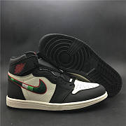 Air Jordan 1 Retro High OG Sports Illustrated 555088 015 - 3