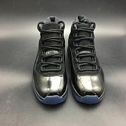 Air Jordan 11 Cap and Gown 378037-005 - 4