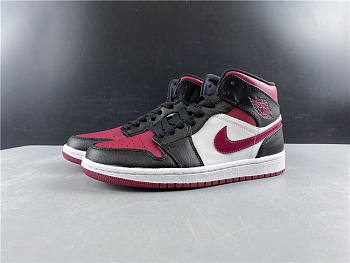 Air Jordan 1 Mid Bred Toe 554724-066