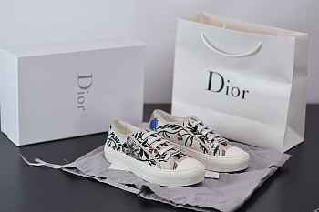 Y03H6 Dior 