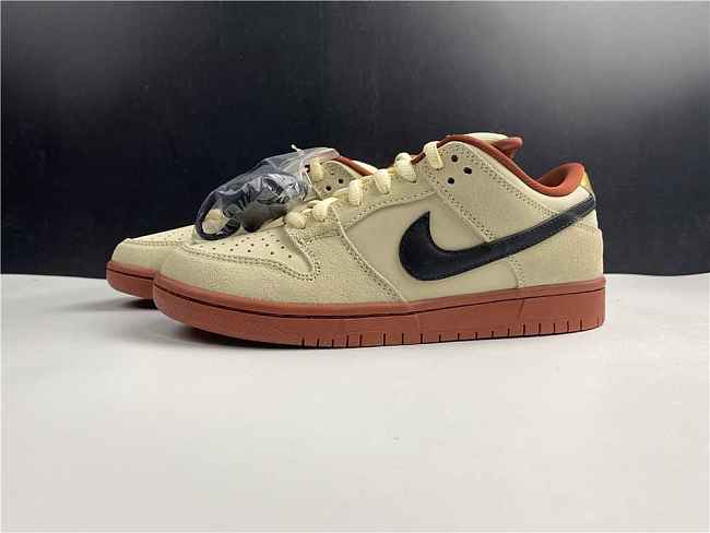  Nike SB Dunk Low BQ6817-100  - 1