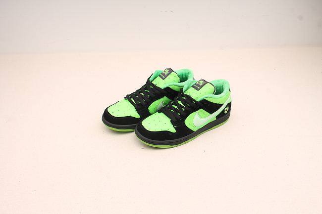 SB Dunk Low Pro  - 1
