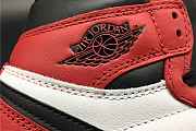 Air Jordan 1 Retro Chicago (2015) 555088-101 - 6