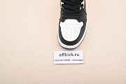 Air Jordan 1 Mid Black Chile Red White 554724075 - 5