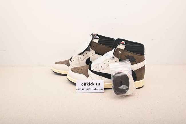 Travis Scott x Air Jordan 1 CD4487-100  - 1