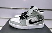 Nike Air Jordan 1 Mid Light Smoke Grey  554724-092 - 2
