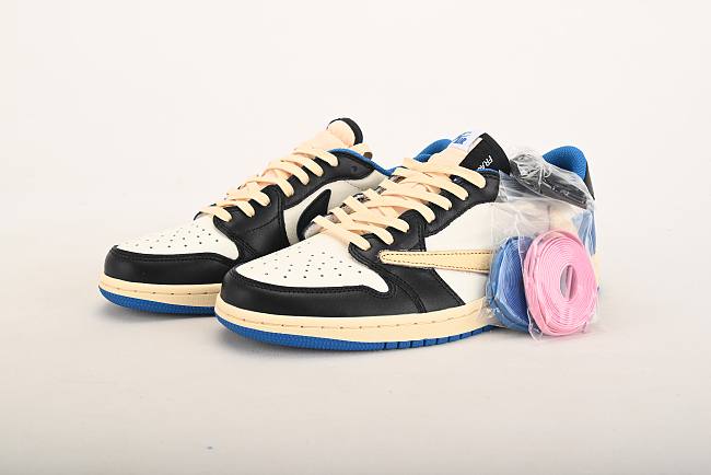 Travis Scott x Fragment x Air Jordan 1 Low OG DM7866-140 - forfoot.ru