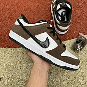 Nike Dunk SB Low Black Snake Gum 304292-045 - 3