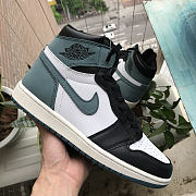 Air Jordan 1 Retro High OG “Clay Green” 555088-135 - 4