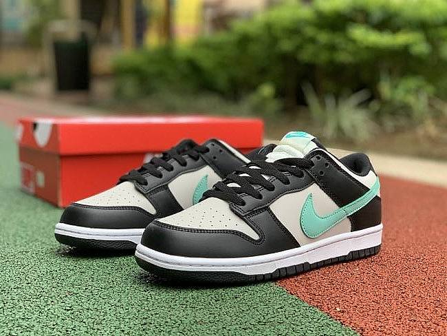 Nike Dunk Low Light Bone Tropical Twist (GS) CW1593-003 - 1