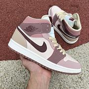 Air Jordan 1 Mid Mixed-Color DO7440-821   - 5