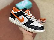 Nike Dunk Low PRM Halloween (2021) DD3357-100 - 2