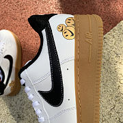 Air Force 1 '07 White Black Smiley Face D05658-100 - 4