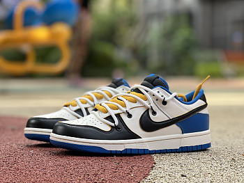 OFF-WHITE x Futura x Nike Dunk Low “Sample”