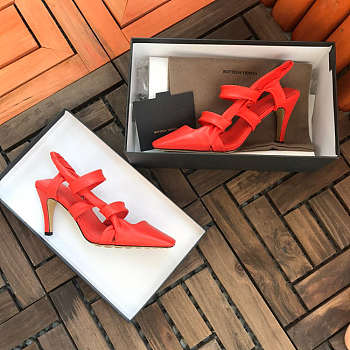 Bottega Veneta Leather The Point in Red