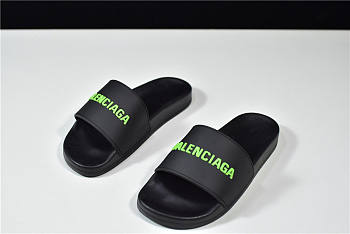 Baleiciaga slipper 