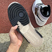 Air Jordan 1 High Element Gore-Tex Light Bone DB2889-100 - 3