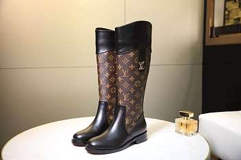 LOUIS VUITTON Fashion High Boots Brown