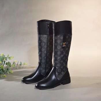 LOUIS VUITTON Fashion High Boots Black