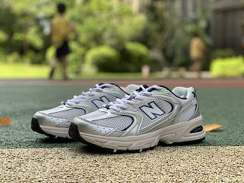 NEW BALANCE Metallic Silver