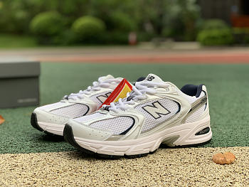 NEW BALANCE White & Silver 