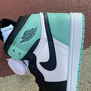 Air Jordan 1 Retro High Igloo 861428-100 - 5