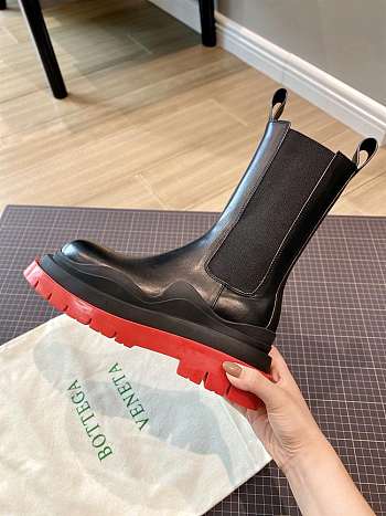 BOTTEGA TWO TONE LTHR CHELSA BOOT RED