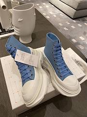 ALEXANDER MCQUEEN Blue Tread Slick High Sneakers  - 2