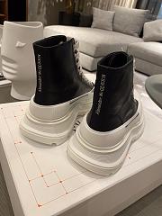 Alexander McQueen Tread Slick Boots - 6