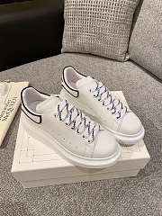 Alexander McQueen 004 - 2