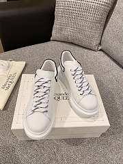 Alexander McQueen 004 - 5