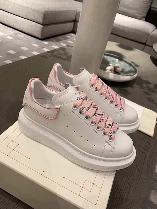 Alexander McQueen 005 - 1