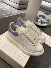 Alexander McQueen 007 - 1
