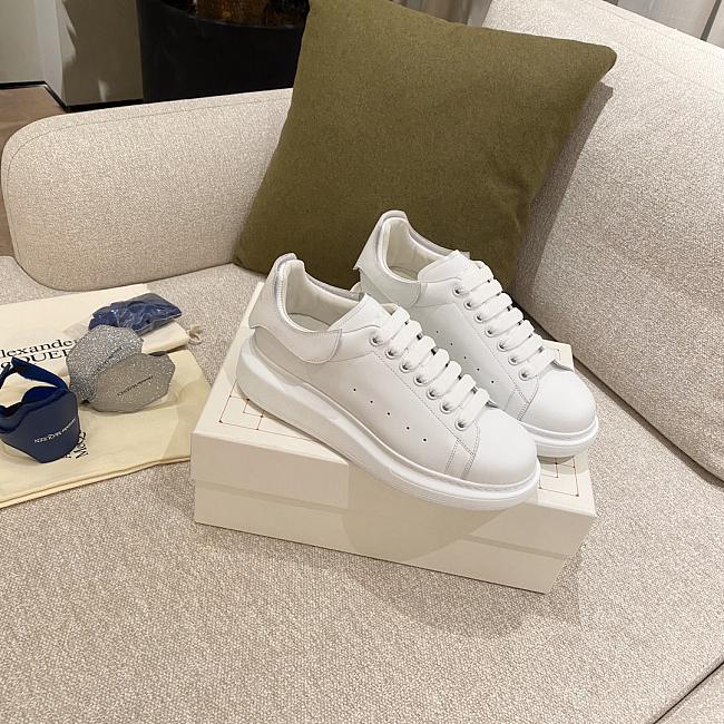 Alexander McQueen 008 - 1