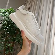 Alexander McQueen 008 - 2