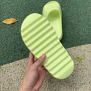 Adidas Yeezy Slide Glow Green GX6138 - 4