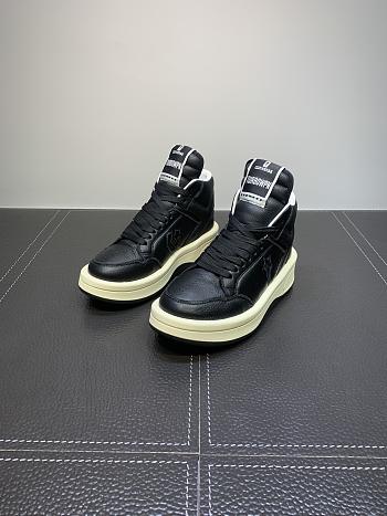  Rick Owens x TURBOWPN Mid 'Black Cloud Cream' 172342C
