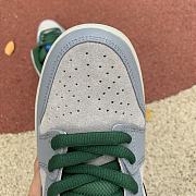 Nike Dunk SB Low Maple Leaf Central Park  313170-021 - 3