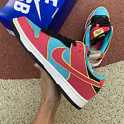 Nike Dunk SB Low Ms. Pacman  313170-461 - 3