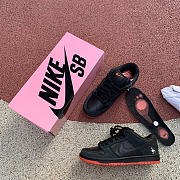 Nike SB Dunk Low Black Pigeon 883232-008 - 2