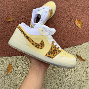 Air Jordan 1 Low SNKRS Day (W) - DN6998-700 - 5