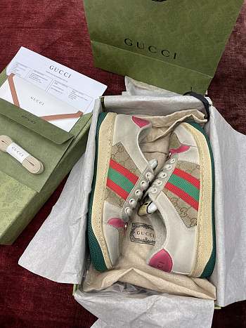 Gucci 015