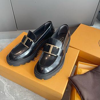  TOD'S 004