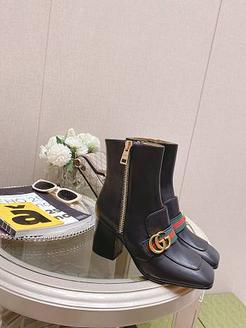 Gucci 021