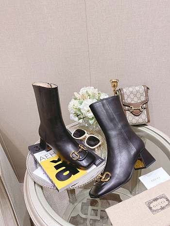 Gucci 023