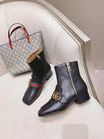 Gucci 024