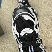 Balenciaga Runner White Black White 677403W3RB29010 - 5