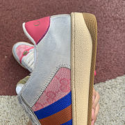 Gucci Wmns Screener GG grey pink blue - 4