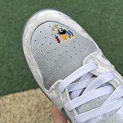SB Dunk Low Ice D02326-001 - 4